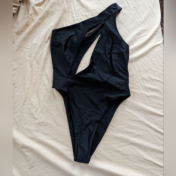 MBM SWIM black Serenity cut out one shoulder cheeky one piece swimsuit - Picture 2 of 5
